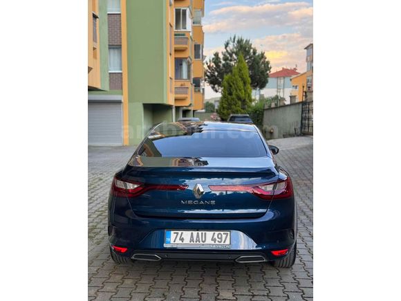 Sahibinden Renault Megane 1.3 TCe Joy 2022 Model 