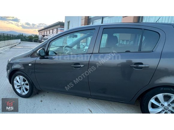 /*/ HATASIZ BOYASIZ KAYITSIZ DÜŞÜK KM OTOMATİK CORSA /*/