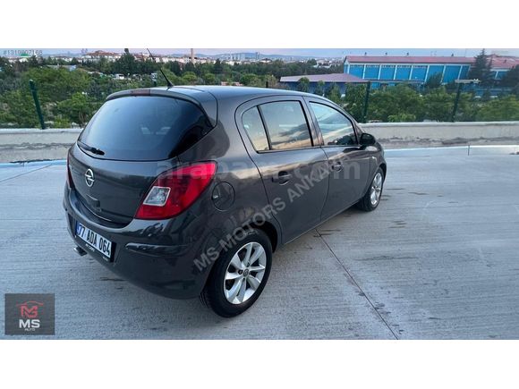 /*/ HATASIZ BOYASIZ KAYITSIZ DÜŞÜK KM OTOMATİK CORSA /*/