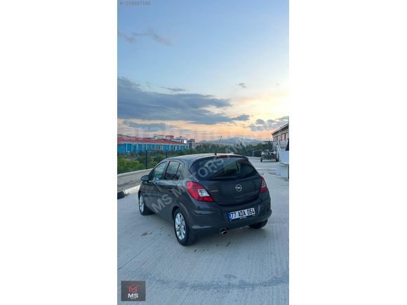 /*/ HATASIZ BOYASIZ KAYITSIZ DÜŞÜK KM OTOMATİK CORSA /*/