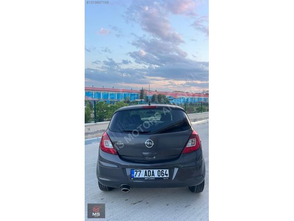 /*/ HATASIZ BOYASIZ KAYITSIZ DÜŞÜK KM OTOMATİK CORSA /*/