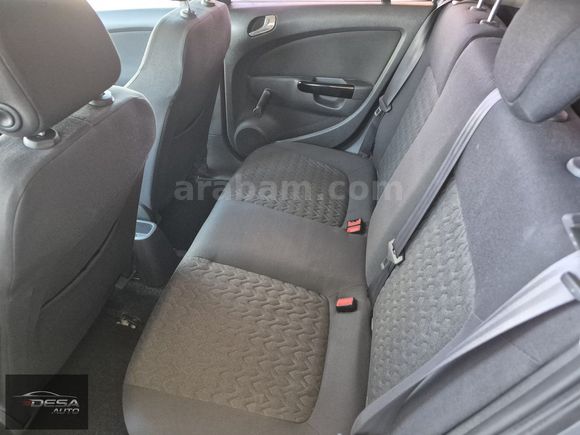 DESA AUTO'DAN 2013 OPEL CORSA 1.4 OTOMATİK 82.000 KMDE