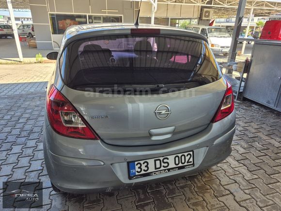 DESA AUTO'DAN 2013 OPEL CORSA 1.4 OTOMATİK 82.000 KMDE