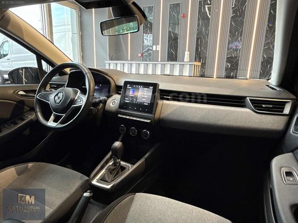 ÇETİN MOTORS 2023 CLIO 5 EVOLUTİON G.GÖRÜŞ+HAYALET+ DÜŞÜK KM