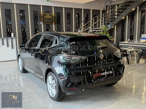 ÇETİN MOTORS 2023 CLIO 5 EVOLUTİON G.GÖRÜŞ+HAYALET+ DÜŞÜK KM
