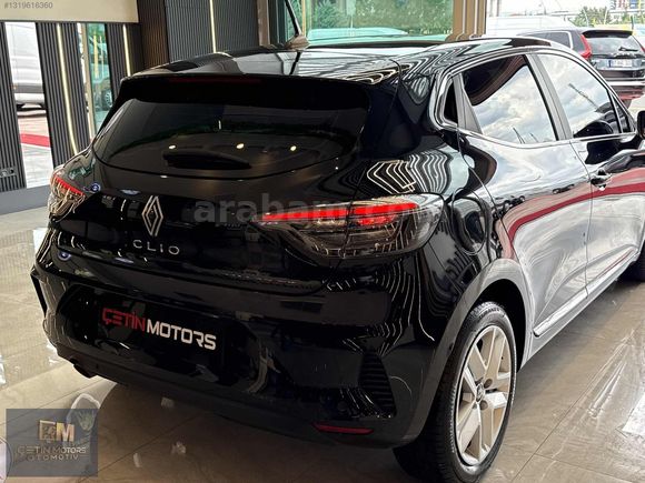 ÇETİN MOTORS 2023 CLIO 5 EVOLUTİON G.GÖRÜŞ+HAYALET+ DÜŞÜK KM