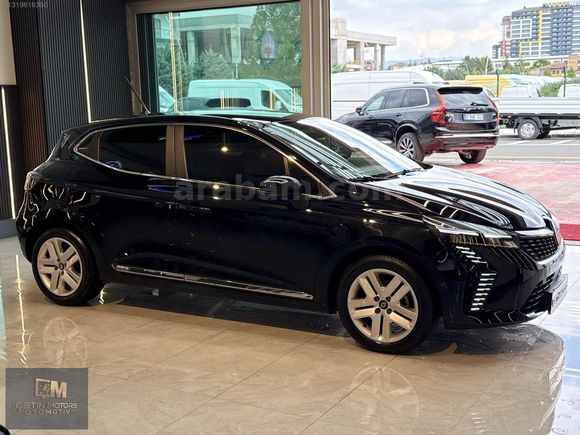 ÇETİN MOTORS 2023 CLIO 5 EVOLUTİON G.GÖRÜŞ+HAYALET+ DÜŞÜK KM