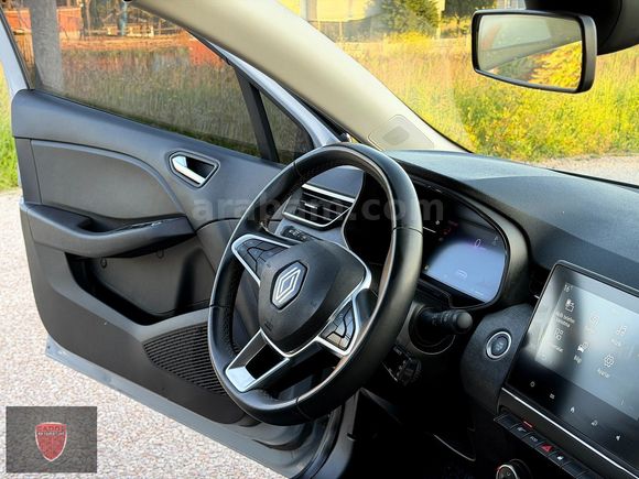 2024 RENAULT CLİO 1.0 TCE EVOLUTİON ( 38 BİN KM )