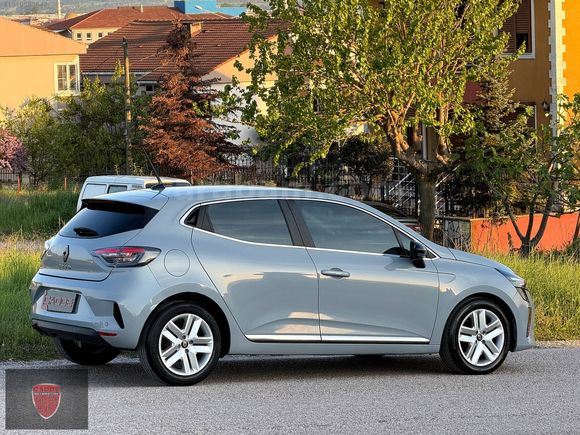 2024 RENAULT CLİO 1.0 TCE EVOLUTİON ( 38 BİN KM )