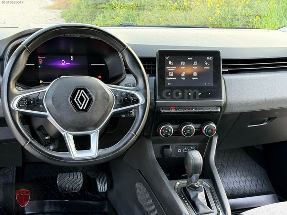 2024 RENAULT CLİO 1.0 TCE EVOLUTİON ( 38 BİN KM )