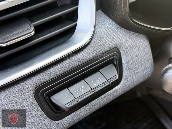 2024 RENAULT CLİO 1.0 TCE EVOLUTİON ( 38 BİN KM )