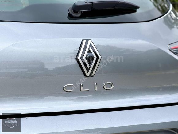 2025 RENAULT CLİO EVOLUTİON HATASIZ BOYASIZ 14 BİN KM DE