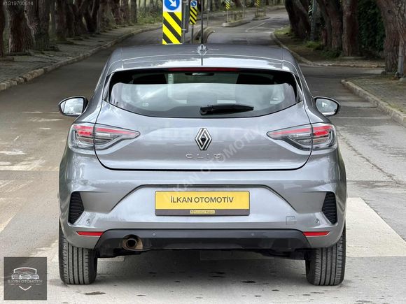 2025 RENAULT CLİO EVOLUTİON HATASIZ BOYASIZ 14 BİN KM DE