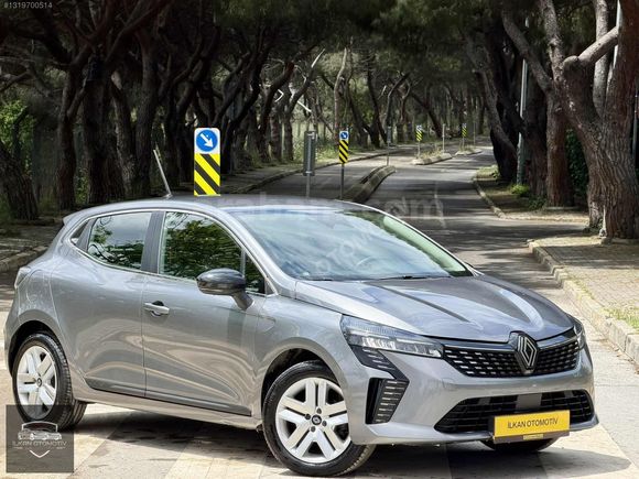 2025 RENAULT CLİO EVOLUTİON HATASIZ BOYASIZ 14 BİN KM DE