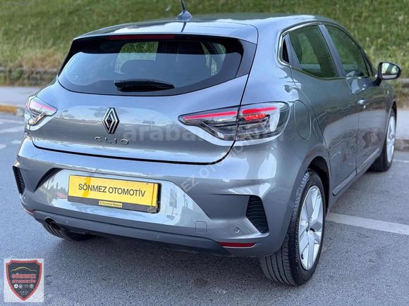 SÖNMEZ'DEN 2025 CLİO 1.0TCE EVOLUTİON GSR HATASIZ 20.000KM