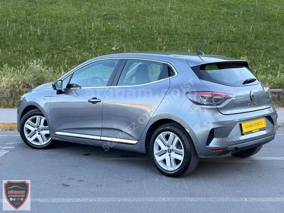 SÖNMEZ'DEN 2025 CLİO 1.0TCE EVOLUTİON GSR HATASIZ 20.000KM