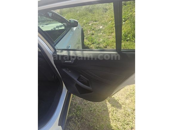 Sahibinden Ford Focus 1.0 EcoBoost Active X 2023 Model  52.000 km Beyaz