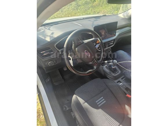 Sahibinden Ford Focus 1.0 EcoBoost Active X 2023 Model  52.000 km Beyaz