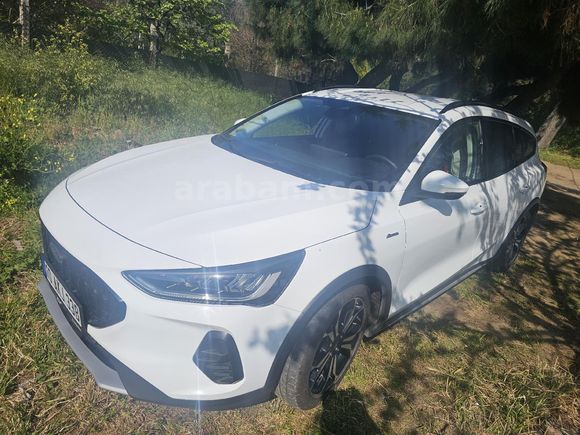 Sahibinden Ford Focus 1.0 EcoBoost Active X 2023 Model  52.000 km Beyaz