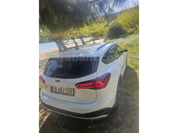 Sahibinden Ford Focus 1.0 EcoBoost Active X 2023 Model  52.000 km Beyaz