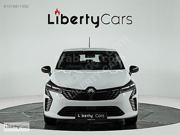 2025 RENAULT CLİO 1.0TCE EVOLUTİON BOYASIZ %20 KDV 19.000 KM