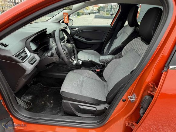 2024 YENİ CLİO 1.0 TCE EVOLUTİON 90 HP 18 BİN KM GSR 2 HATASIZ