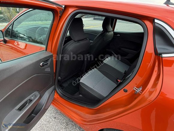 2024 YENİ CLİO 1.0 TCE EVOLUTİON 90 HP 18 BİN KM GSR 2 HATASIZ