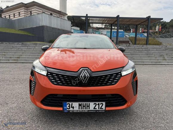 2024 YENİ CLİO 1.0 TCE EVOLUTİON 90 HP 18 BİN KM GSR 2 HATASIZ