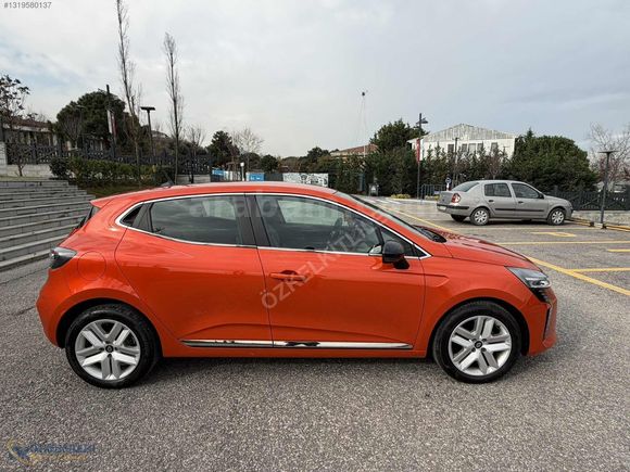 2024 YENİ CLİO 1.0 TCE EVOLUTİON 90 HP 18 BİN KM GSR 2 HATASIZ