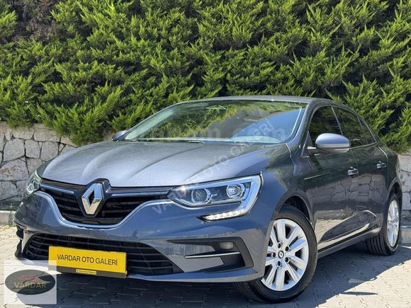 2025/MEGANE/TOUCH/HATASIZ/BOYASIZ/ TRAMERSİZ//21.000 KM/OTAMATİK