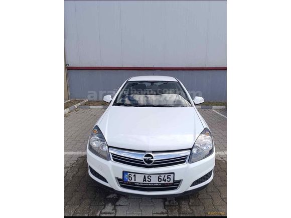 Sahibinden Opel Astra 1.6 Essentia 2013 Model Erzurum 88.000 km Beyaz