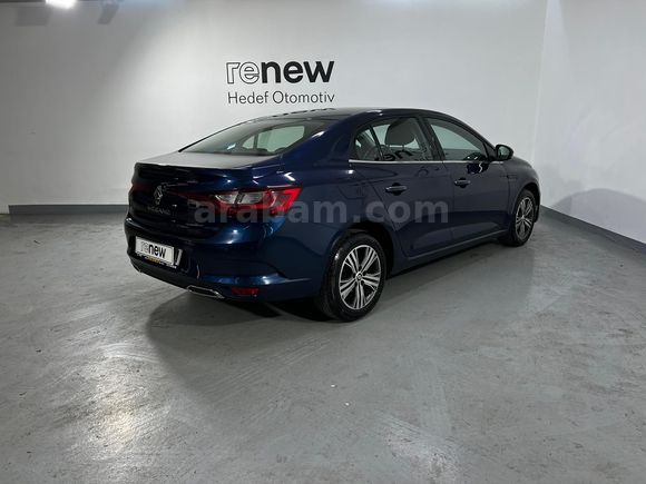 HEDEF RENAULT'DAN 0,99 KREDİ 2023 MEGANE TOUCH 1.3 TCE EDC