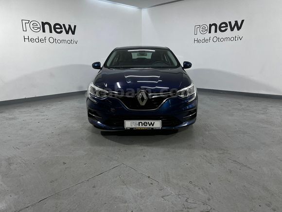 HEDEF RENAULT'DAN 0,99 KREDİ 2023 MEGANE TOUCH 1.3 TCE EDC