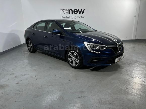 HEDEF RENAULT'DAN 0,99 KREDİ 2023 MEGANE TOUCH 1.3 TCE EDC