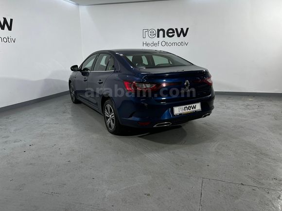 HEDEF RENAULT'DAN 0,99 KREDİ 2023 MEGANE TOUCH 1.3 TCE EDC