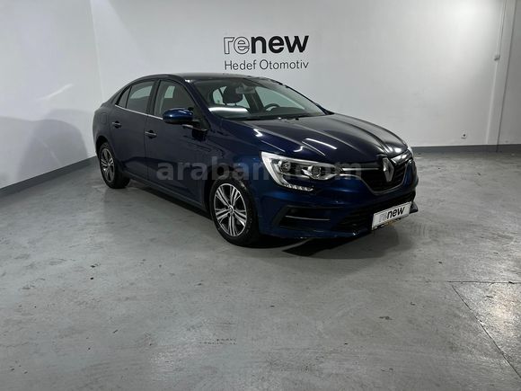 HEDEF RENAULT'DAN 0,99 KREDİ 2023 MEGANE TOUCH 1.3 TCE EDC
