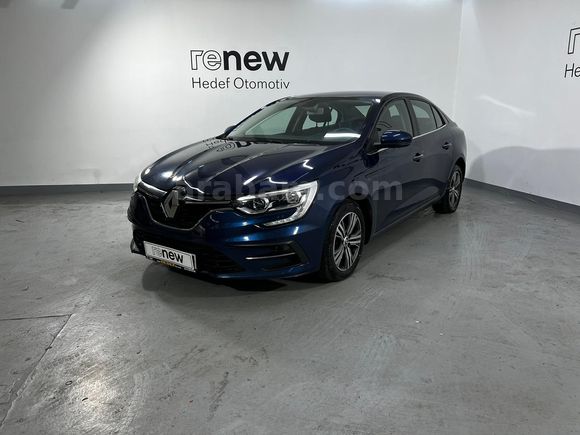 HEDEF RENAULT'DAN 0,99 KREDİ 2023 MEGANE TOUCH 1.3 TCE EDC