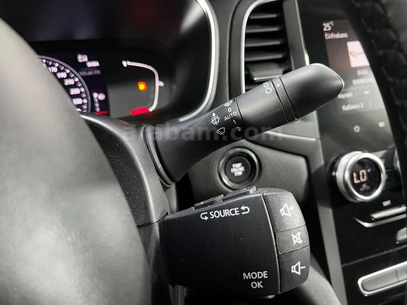 HEDEF RENAULT'DAN 0,99 KREDİ 2023 MEGANE TOUCH 1.3 TCE EDC