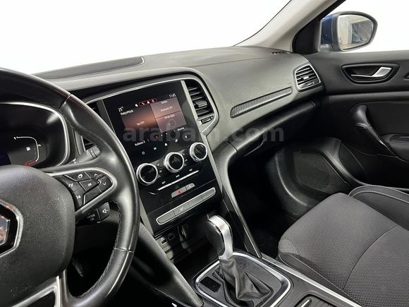 HEDEF RENAULT'DAN 0,99 KREDİ 2023 MEGANE TOUCH 1.3 TCE EDC