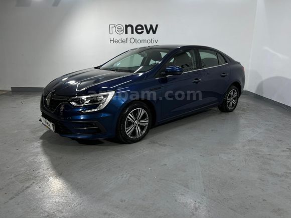 HEDEF RENAULT'DAN 0,99 KREDİ 2023 MEGANE TOUCH 1.3 TCE EDC