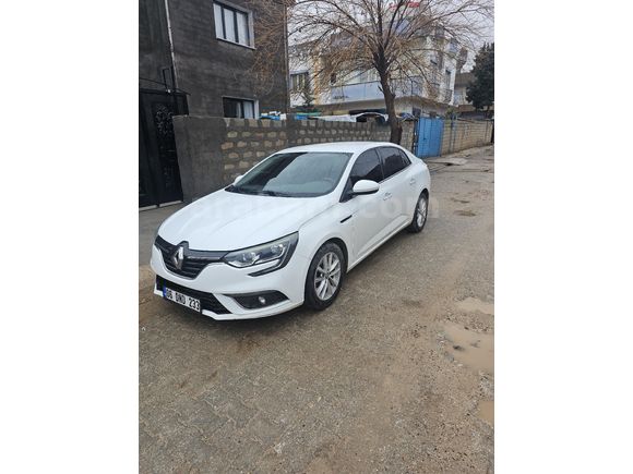 Sahibinden Renault Megane 1.5 dCi Touch 2019 Model Mardin 186.000 km Beyaz