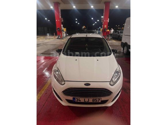 Galeriden Ford Fiesta 1.5 TDCi Titanium 2014 Model İstanbul