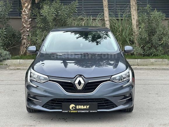 ERBAY DAN MEGANE 1.3 TOUCH GÜVENLİK PAKET 40.000 KM 2025 HATASIZ