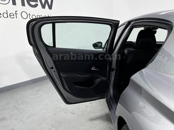 HEDEF PLAZA'DAN 0,99 KREDİ 2023 PEUGEOT 308 ACTİVE PRİME %20