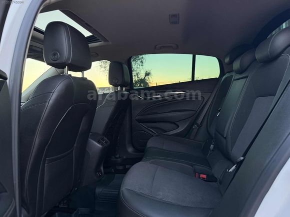 2017 MODEL 112000 KİLOMETREDE OPEL INSİGNİA 1.6CDTI EXCELLENCE