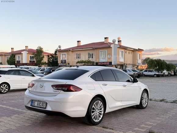 2017 MODEL 112000 KİLOMETREDE OPEL INSİGNİA 1.6CDTI EXCELLENCE
