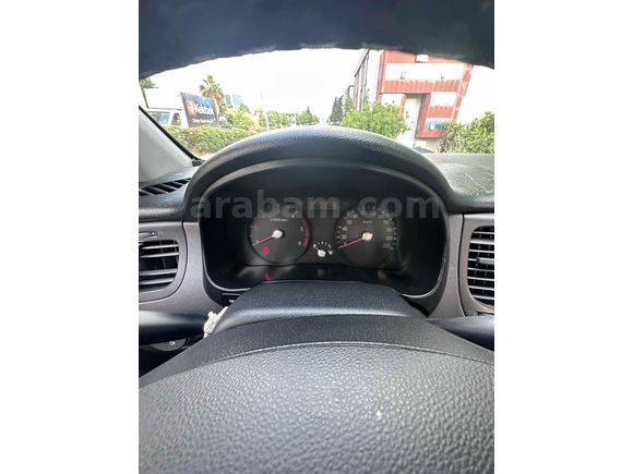 Sahibinden Kia Rio 1.5 CRDi Trend 2011 Model 