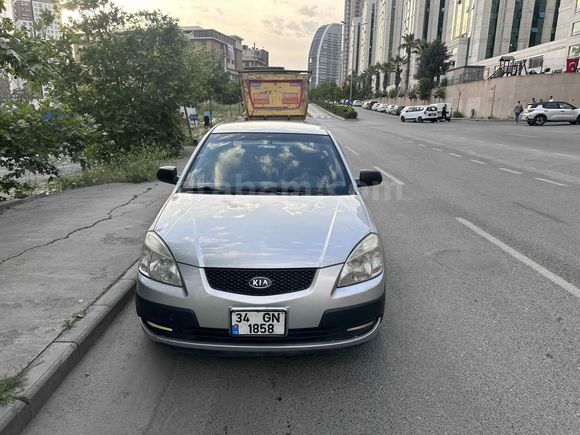 Sahibinden Kia Rio 1.5 CRDi Trend 2011 Model 