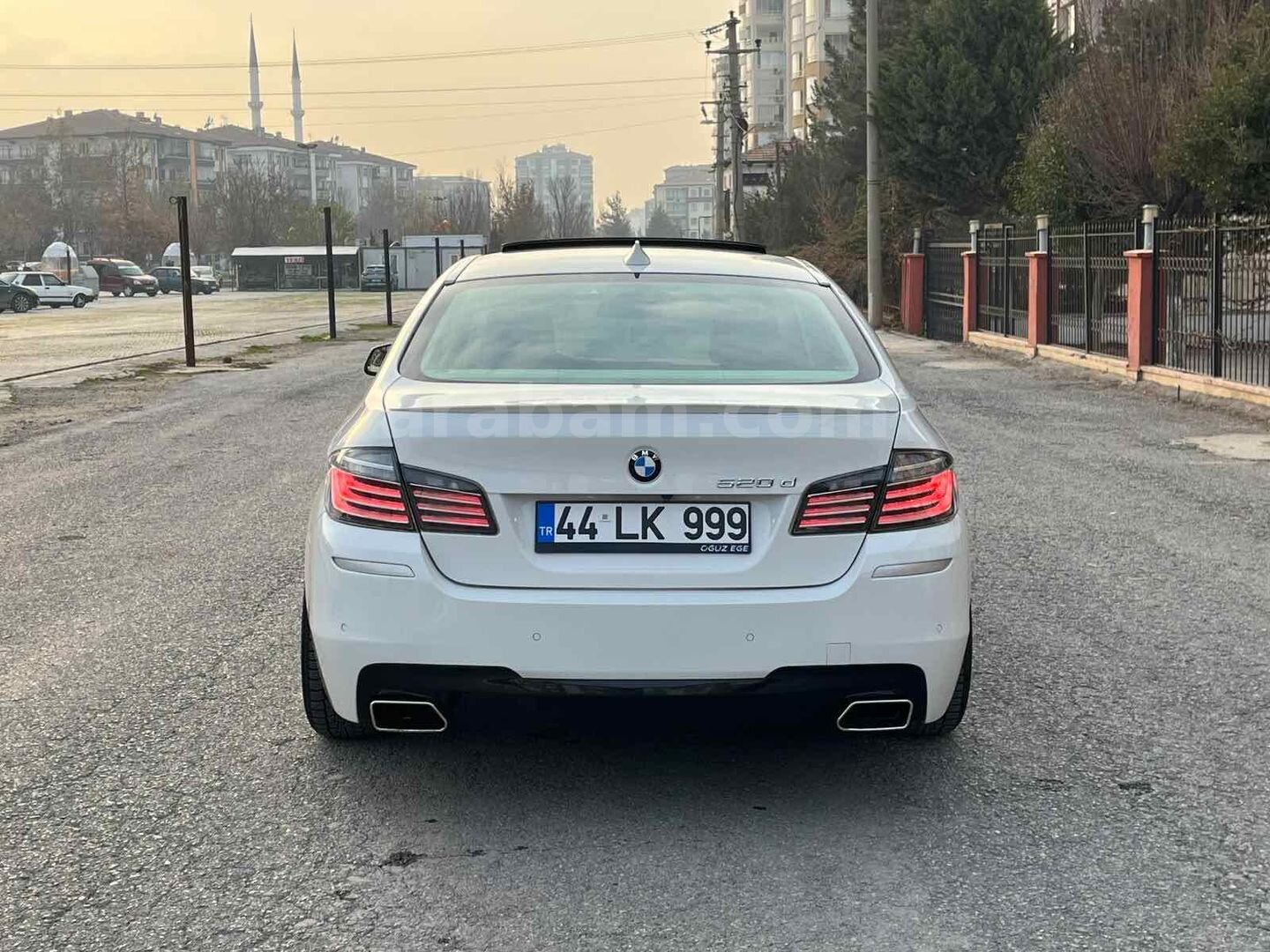 Galeriden BMW 5 Serisi 520d Premium 2011 Model Malatya 290.000 km Beyaz 7