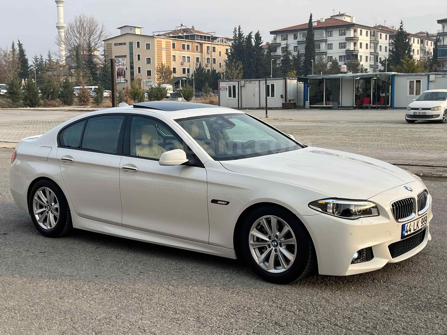 Galeriden BMW 5 Serisi 520d Premium 2011 Model Malatya 290.000 km Beyaz 3